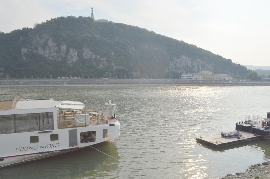 Gasthof Riverside Danube Budapest
